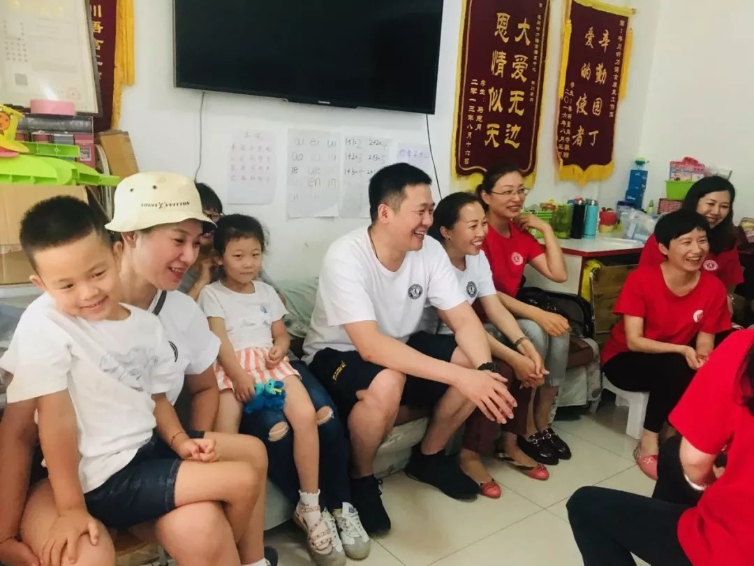 無(wú)聲的世界，有聲的愛(ài) 遠(yuǎn)行愛(ài)