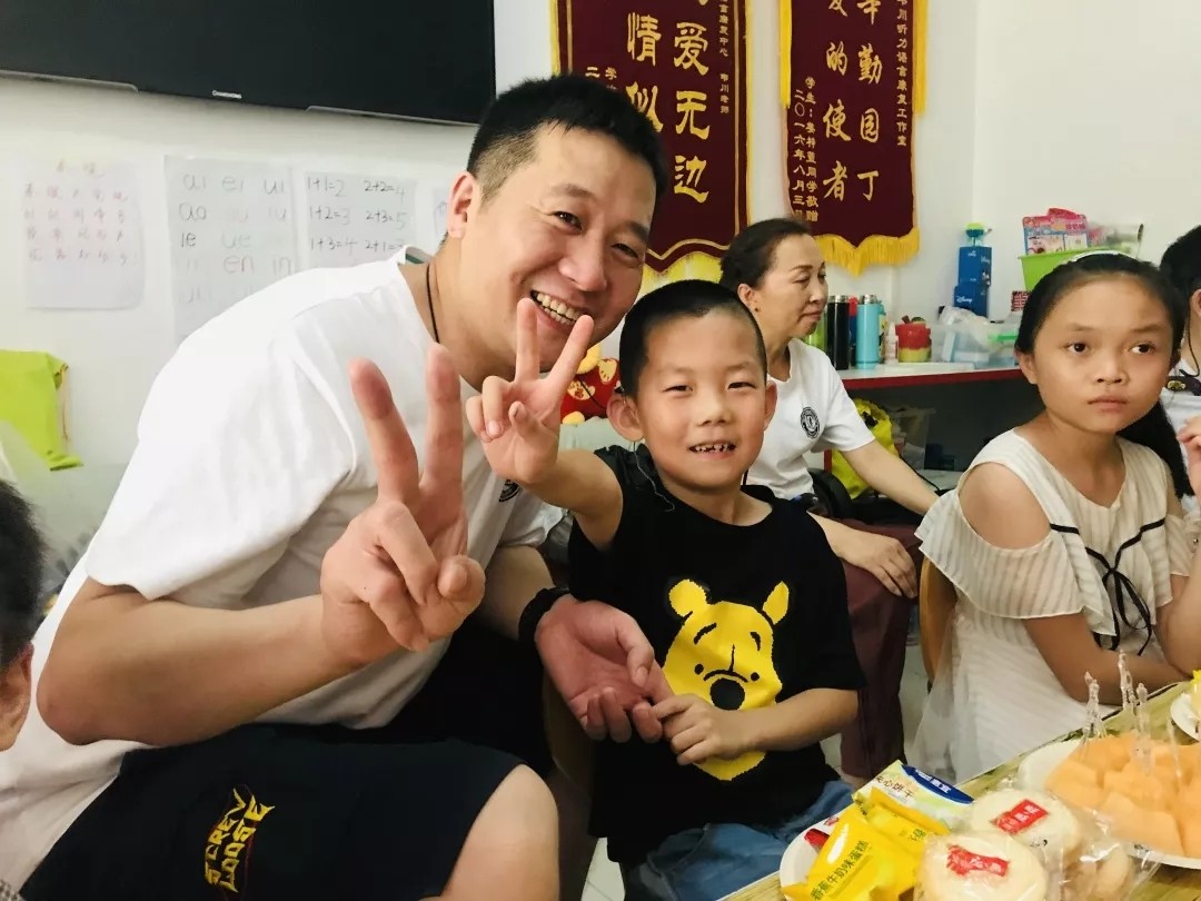 無(wú)聲的世界，有聲的愛(ài) 遠(yuǎn)行愛(ài)